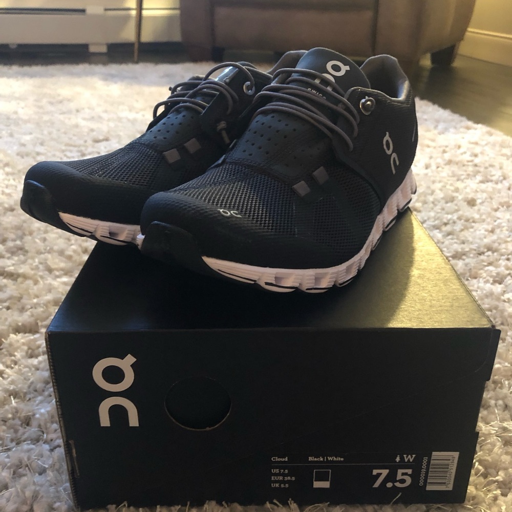 On Cloud 9 Sneakers